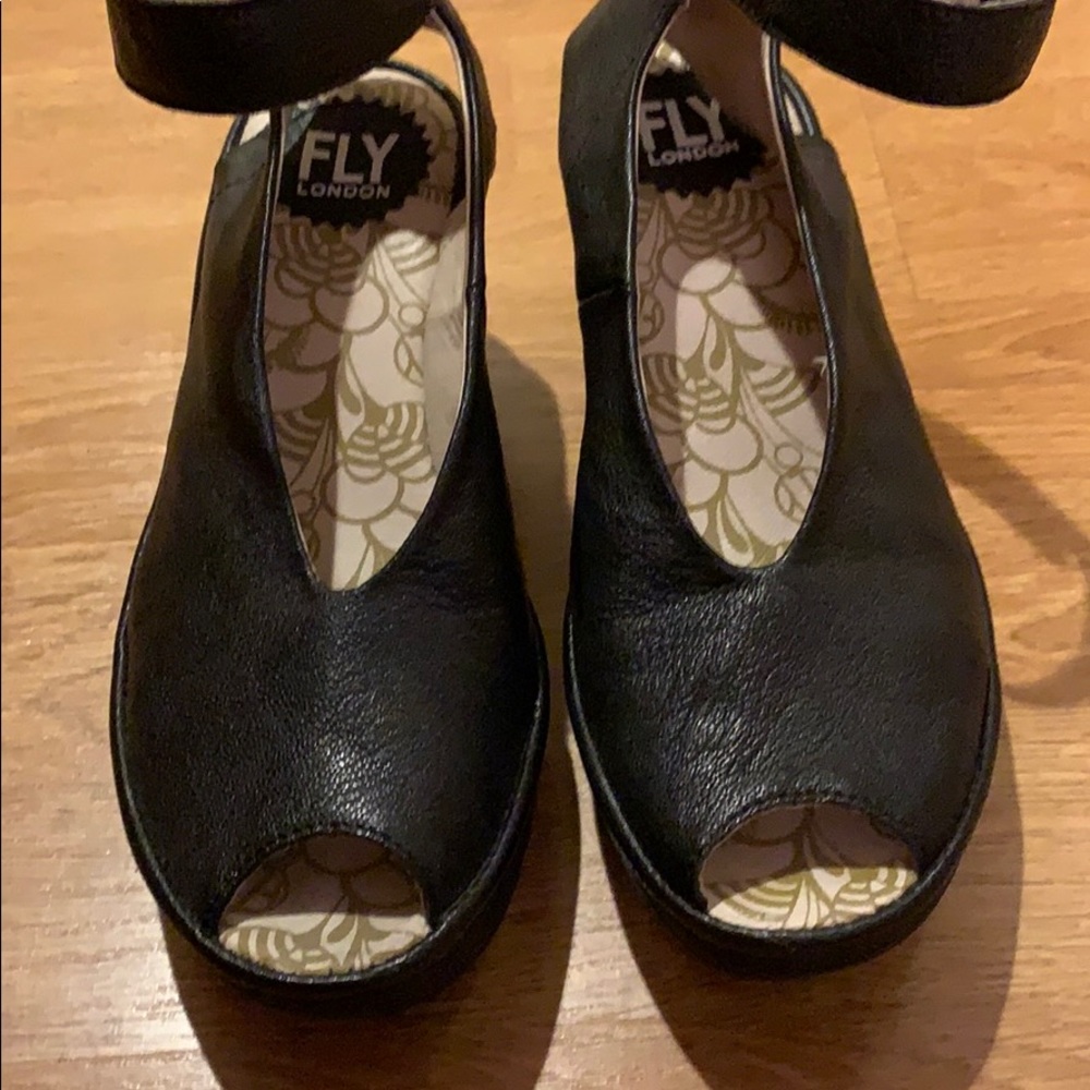 Fly London Sandals